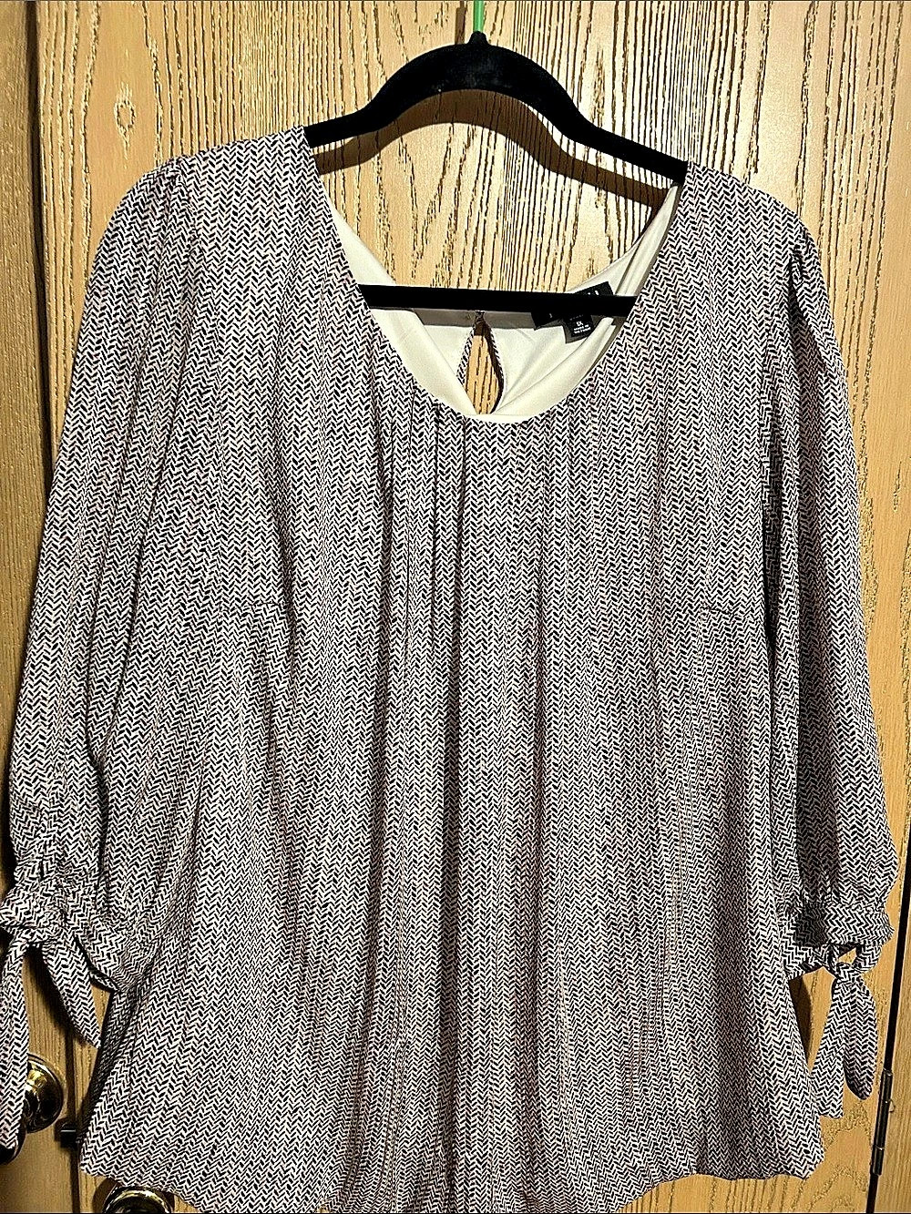 roz&Ali Geometric Blouse in Pink & Black Size 1X Like New